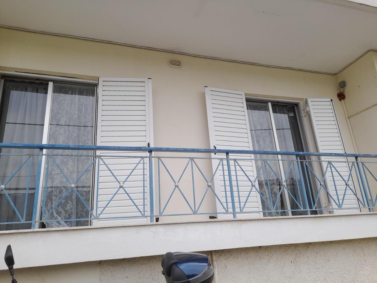 Irinis Apartment In Kalamata Ngoại thất bức ảnh